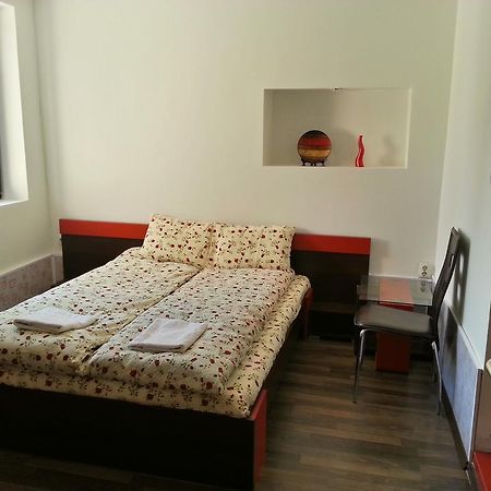 Guest House Zora Belogradchik Exterior photo